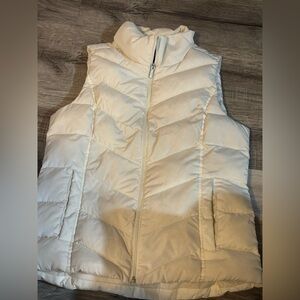 Lands' End white Quilted Vest. Small
